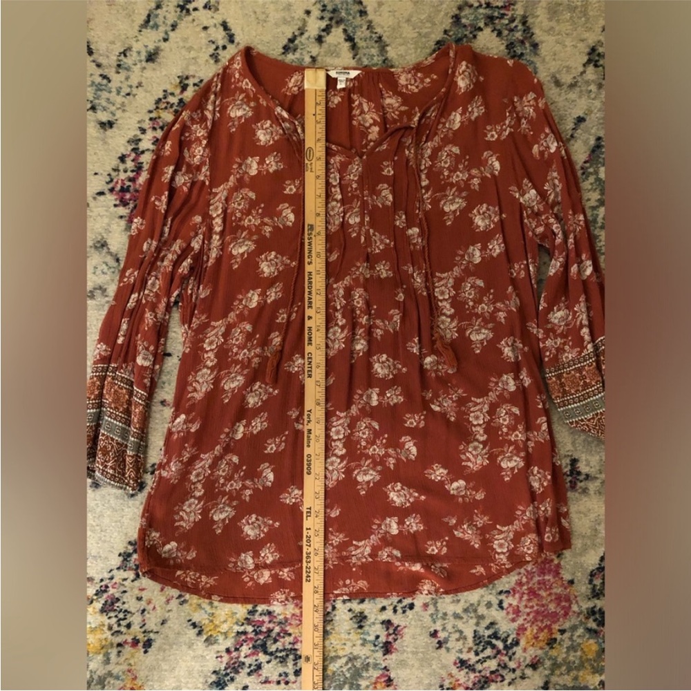 Sonoma Women’s Blouse size L. NWOT.